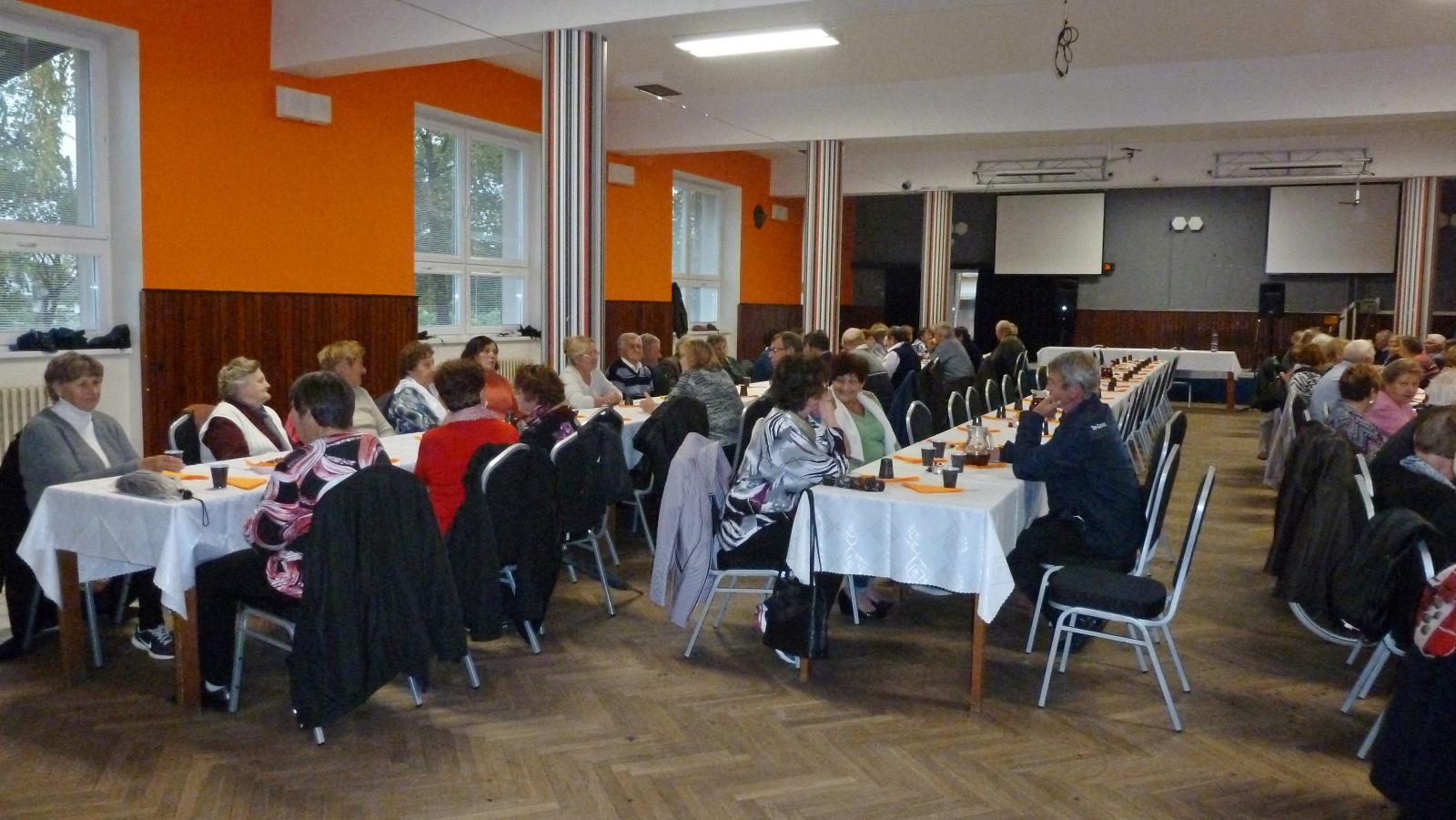 Fotogaléria Október - Mesiac úcty k starším (25) Október - Mesiac úcty k starším